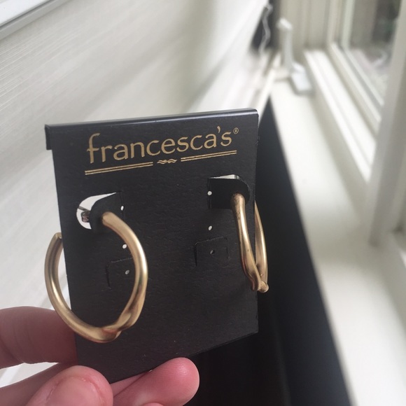 Francesca's Collections Jewelry - NWT Francesca's Knotted Brushed Gold Hoop Earrings